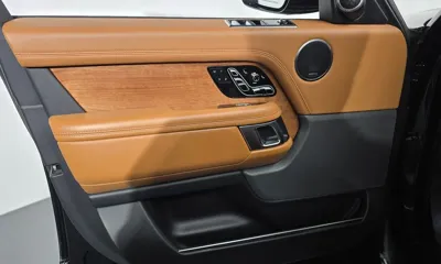 Land Rover Range Rover 2018, 96170 км, за 37350.66 USD - фото 24