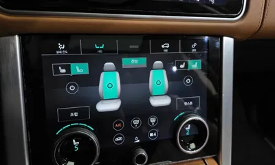 Land Rover Range Rover 2018, 96170 км, за 37350.66 USD - фото 31
