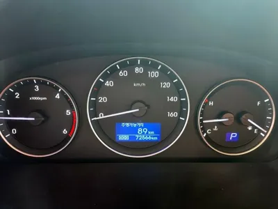Hyundai Starex 2019, 72565 км, за 12275.17 USD - фото 8