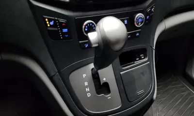 Hyundai Starex 2019, 72565 км, за 12275.17 USD - фото 9