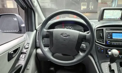 Hyundai Starex 2019, 72565 км, за 12275.17 USD - фото 14