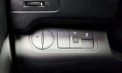 Hyundai Starex 2019, 72565 км, за 12275.17 USD - фото 18