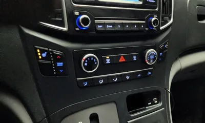 Hyundai Starex 2019, 72565 км, за 12275.17 USD - фото 19