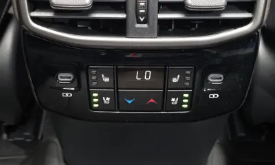 Lexus RX 2026, 4586 км, за 65359.54 USD - фото 34