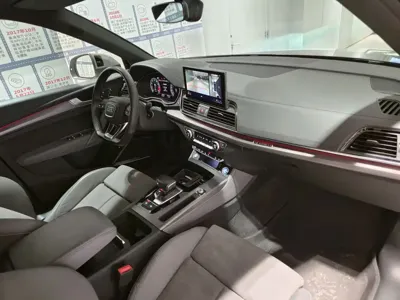 Audi Q5L Sportback 2022, 42300 км, за 28596.96 USD - фото 21