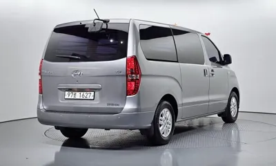 Hyundai Starex 2019, 67175 км, за 10336.08 USD