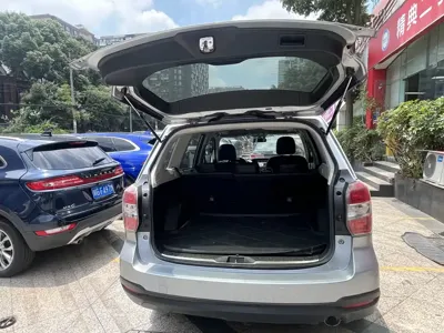 Subaru Forester 2015, 43800 км, за 6444.84 USD - фото 6