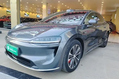 Hima Luxeed R7 · 2026 год