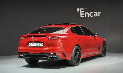 Kia Stinger 2018, 87401 км, за 10831.04 USD