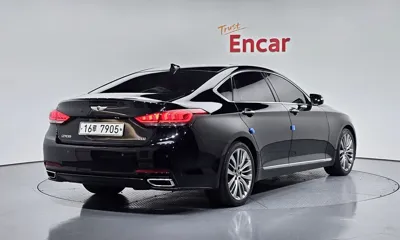 Hyundai Genesis 2016, 109695 км, за 8919.72 USD