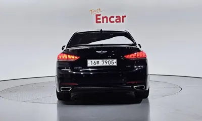 Hyundai Genesis 2016, 109695 км, за 8919.72 USD