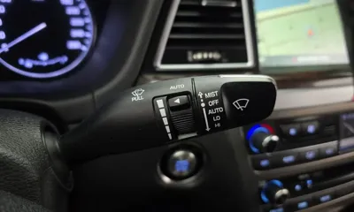 Hyundai Genesis 2016, 109695 км, за 8919.72 USD - фото 16