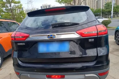 Geely Auto Emgrand X7 Sport 2016, 123000 км, за 5431 USD