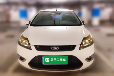 Ford Focus 2013, 70800 км, за 3033 USD