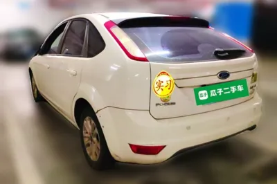 Ford Focus 2013, 70800 км, за 3033 USD