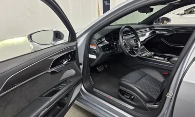 Audi S8 2020, 40988 км, за 53761.32 USD - фото 10