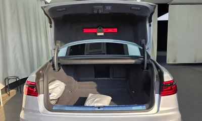 Audi S8 2020, 40988 км, за 53761.32 USD - фото 20