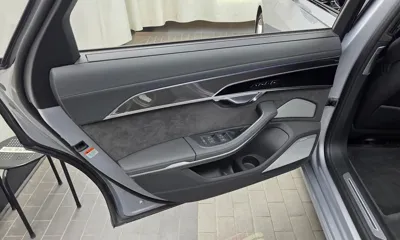 Audi S8 2020, 40988 км, за 53761.32 USD - фото 25