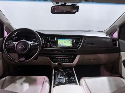 Kia Canival 2015, 182788 км, за 4225.44 USD