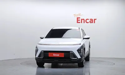 Hyundai Kona 2023, 65320 км, за 13986.48 USD