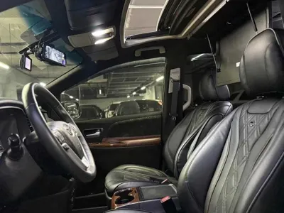 Toyota Sienna 2017, 213816 км, за 10727.31 USD - фото 8