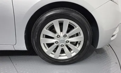 Kia K3 2013, 81438 км, за 4269.57 USD