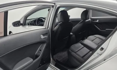 Kia K3 2013, 81438 км, за 4269.57 USD - фото 17