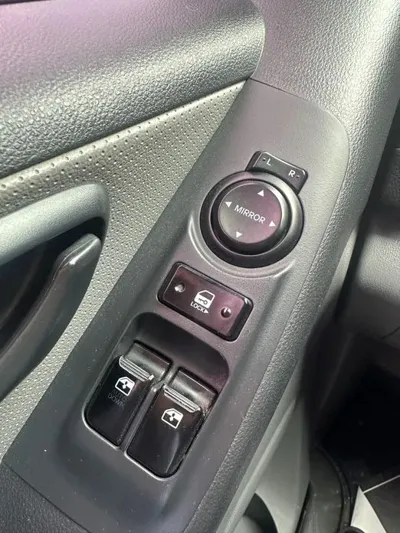 Hyundai Starex 2014, 204000 км, за 4228.47 USD - фото 11