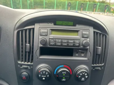 Hyundai Starex 2014, 204000 км, за 4228.47 USD - фото 12