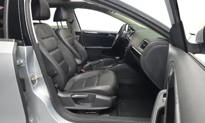 Volkswagen Jetta 2015, 62613 км, за 4620.57 USD - фото 11