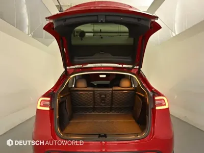 Tesla Model Y 2023, 61931 км, за 28160.69 USD - фото 19