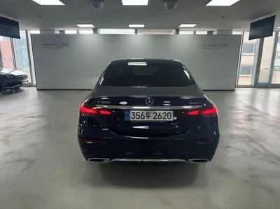 Mercedes-Benz E-Class 2022, 32297 км, за 31836.68 USD