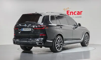 BMW X7 2025, 5038 км, за 100931.13 USD