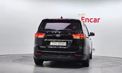 Kia Canival 2016, 142928 км, за 5710.91 USD