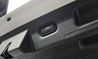 Hyundai Santafe 2022, 49287 км, за 19283.4 USD - фото 29