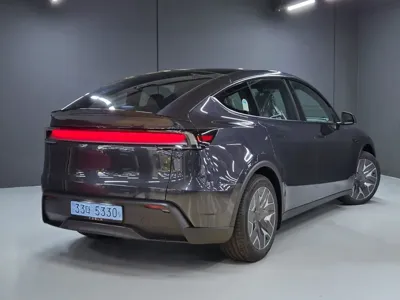 Tesla Model Y 2026, 10 км, за 47474.47 USD