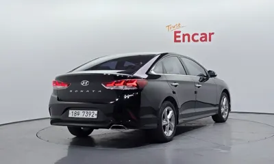 Hyundai Sonata 2018, 71191 км, за 7296.42 USD