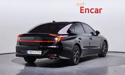 Hyundai Sonata 2022, 99793 км, за 10439.38 USD