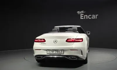 Mercedes-Benz E-Class 2018, 106453 км, за 18632.31 USD