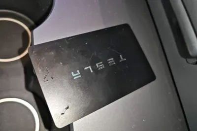Tesla Model Y 2024, 27500 км, за 31725 USD - фото 23