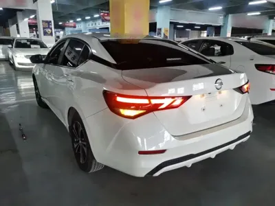Nissan Sylphy 2021, 54300 км, за 8576.09 USD