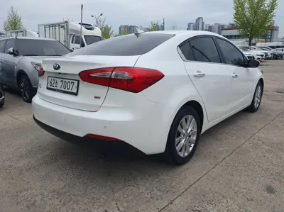 Kia K3 2013, 153345 км, за 3413.42 USD