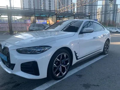 BMW i4 2024, 48000 км, за 17642.85 USD - фото 3