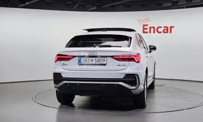 Audi Q3 2023, 43994 км, за 34134.17 USD