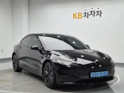 Tesla Model 3 2024, 30961 км, за 23565.71 USD