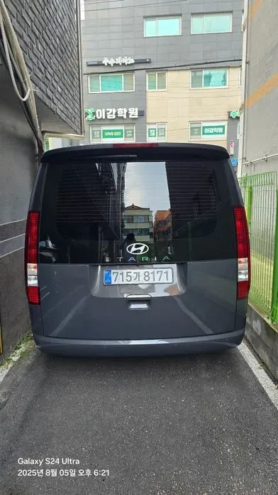 Hyundai Staria · 2025 год