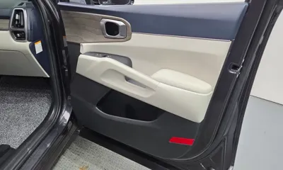 Kia Sorento 2023, 71035 км, за 17889.69 USD - фото 24