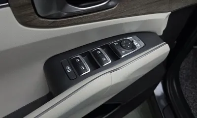 Kia Sorento 2023, 71035 км, за 17889.69 USD - фото 36