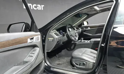 Genesis G80 2017, 106279 км, за 10936.4 USD - фото 10