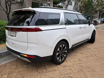 Kia Canival 2021, 19610 км, за 18755.71 USD - фото 6